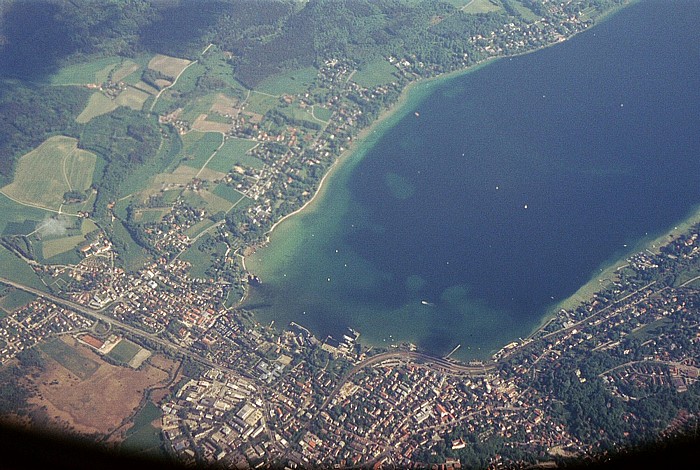 Bayern - Landkreis Starnberg: Starnberg und Starnberger See Percha Luftbild aerial photo