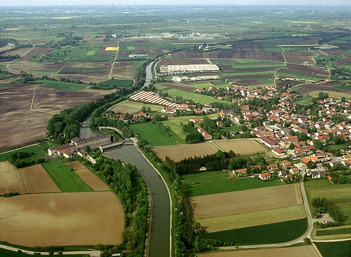 Bayern - Landkreis Erding: Eitting Luftbild aerial photo