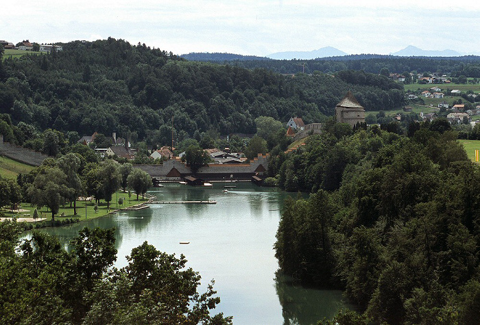 Wöhrsee: Außenwerk mit Geschützturm auf dem Eggenberg Burghausen