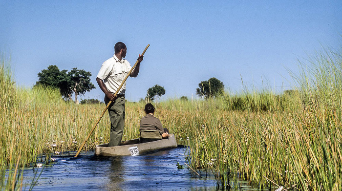 Okavango-Delta Jacob und Cordula im Mokoro