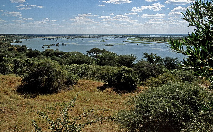 Rundu Okavango als Grenzfluss zwischen Nambia und Angola