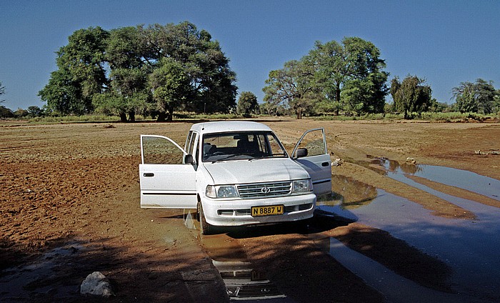 Okongwati Omuhonga River: Toyota Condor