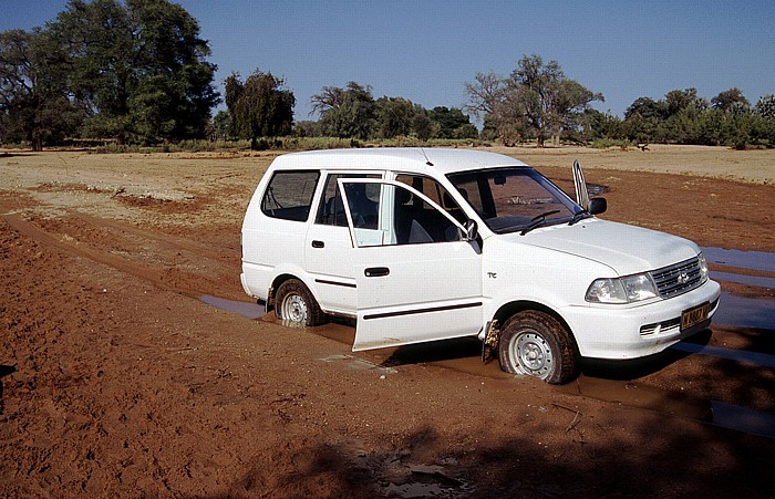 Okongwati Omuhonga River: Toyota Condor