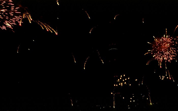 München Olympiapark: Feuerwerk