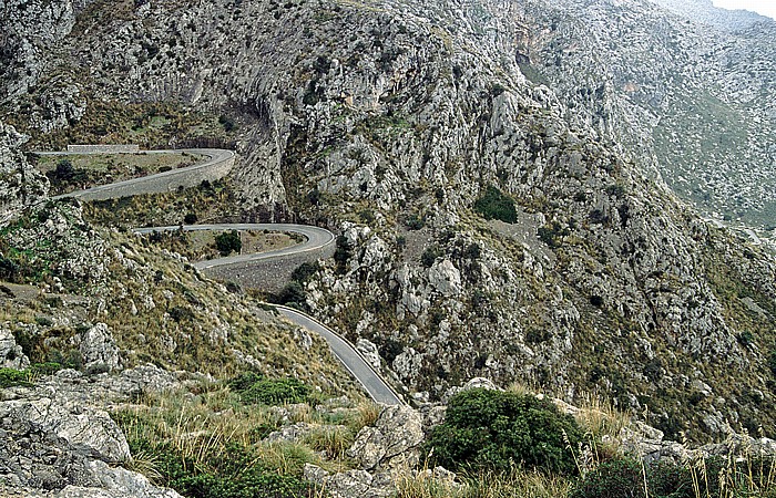 Haarnadel-Serpetinen zur Cala de Sa Calobra Serra de Tramuntana