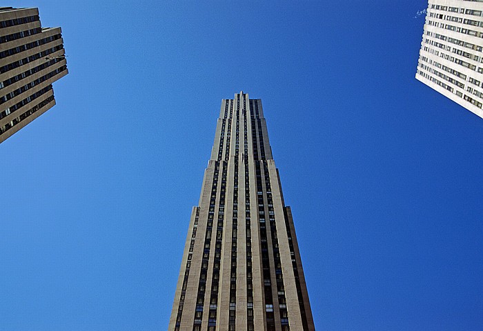Rockefeller Center: In der Bildmitte das GE Building New York City