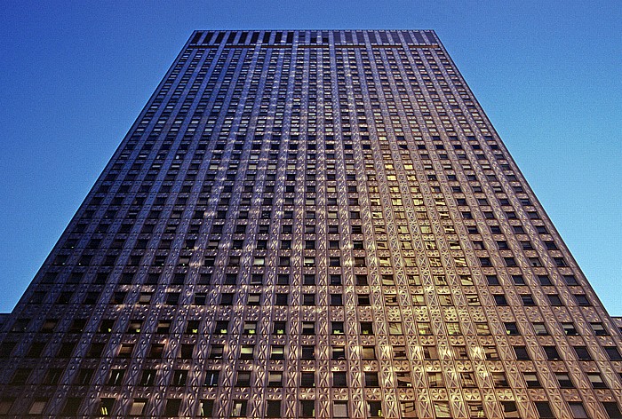 New York City Socony-Mobil Building