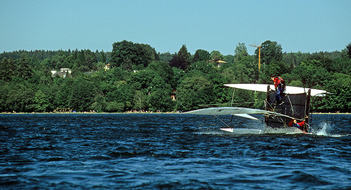 Starnberger See Katamaran (beim Kentern)