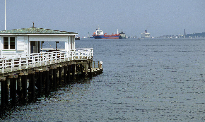 Kieler Förde Leuchtturm Friedrichsort Marine-Ehrenmal Laboe