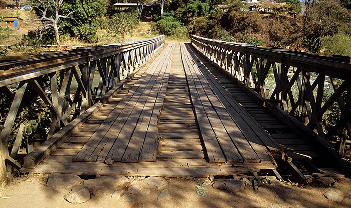 Brücke (zwischen Mzuzu und Livingstonia) Malawi