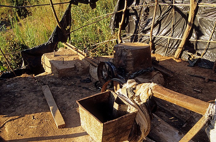 Mais-Wassermühle (zwischen Mzuzu und Livingstonia) Malawi