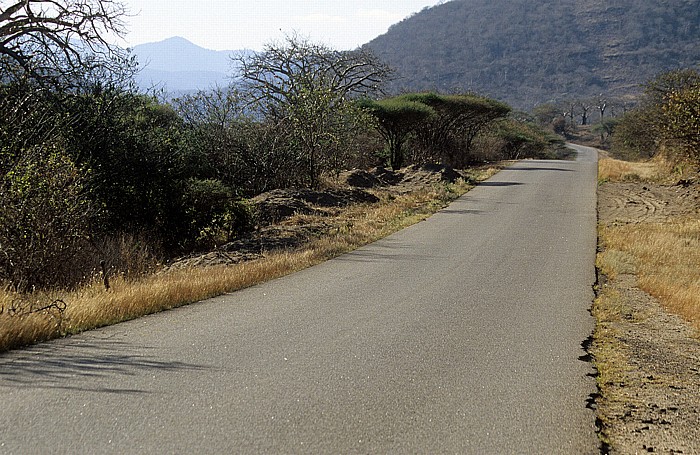 Tansania Straße zwischen Iringa und Mikumi