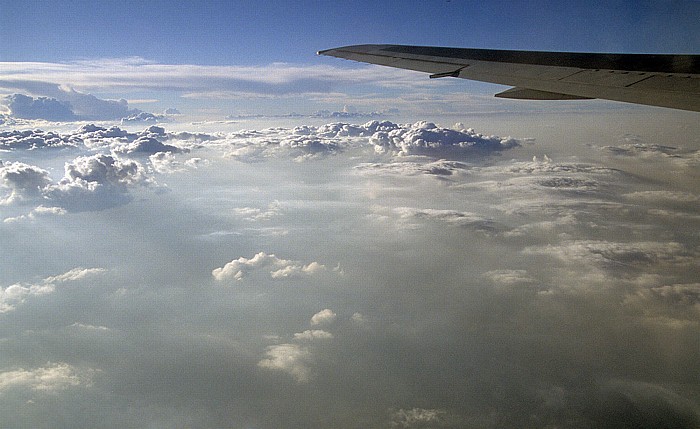 Uganda Wolken Luftbild aerial photo