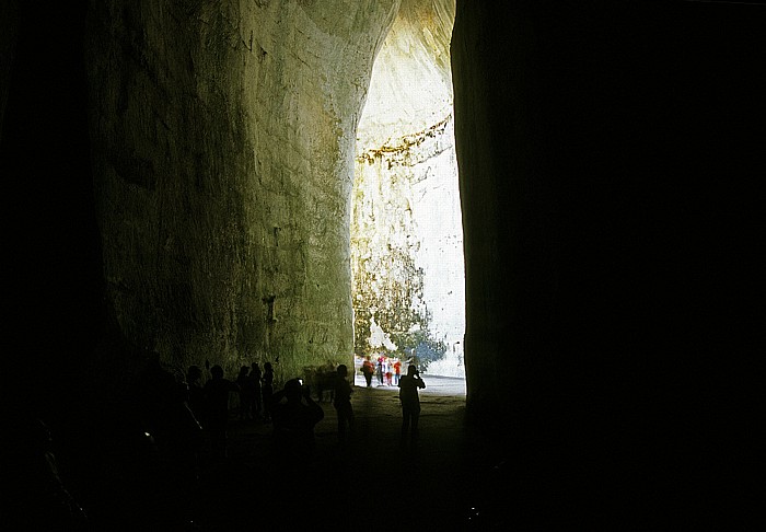 Parco Archeologico della Neapoli: Grotte Ohr des Dionysos Syrakus