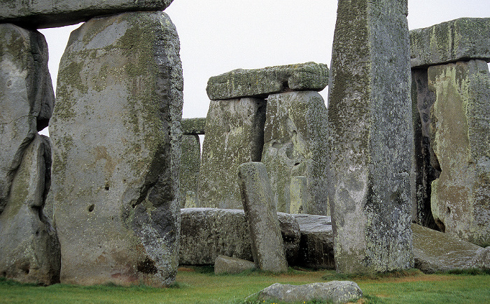 Äußerer Kreis aus Pfeilersteinen, die von Decksteinen überbrückt werden Stonehenge