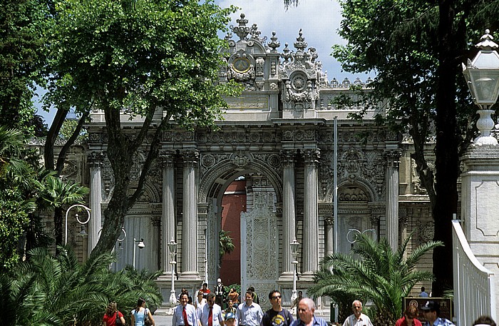 Istanbul Dolmabahçe-Palast: Eingangstor