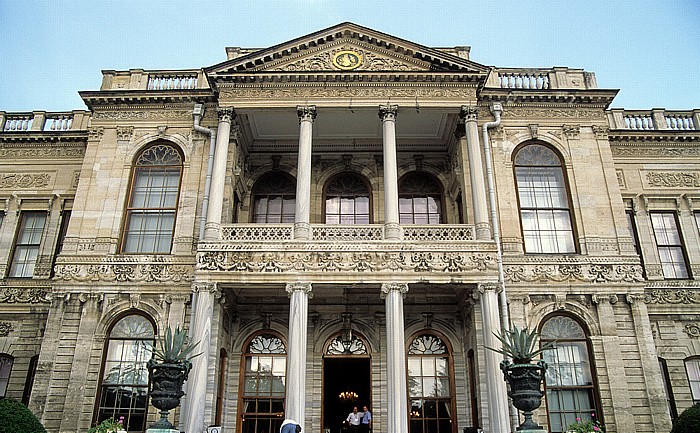 Istanbul Dolmabahçe-Palast: Eingang