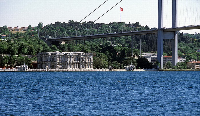 Beylerbeyi-Palast, Bosporus-Brücke Bosporus