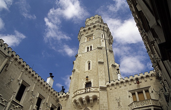 Schloss Hluboká: Zweiter Schlosshof, Schlossturm Hluboka nad Vltavou