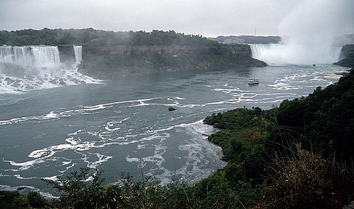 Niagara Falls Niagara River / Niagarafälle American Falls Goat Island Horseshoe Falls Luna Island