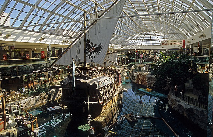 West Edmonton Mall: Deep Sea Adventure Edmonton