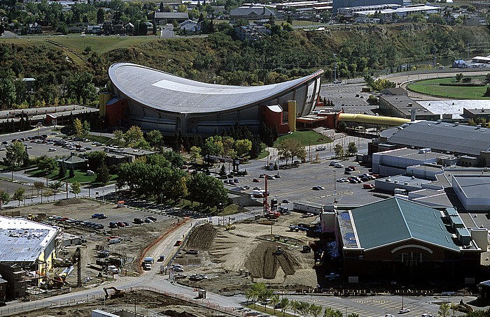 Blick aus dem Calgary Tower: Pengrowth Saddledome und Stampede Round Up Centre