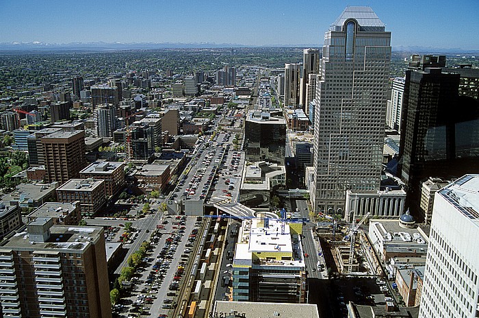 Blick aus dem Calgary Tower in Richtung Westen Bankers Hall East Tower Home Oil Tower