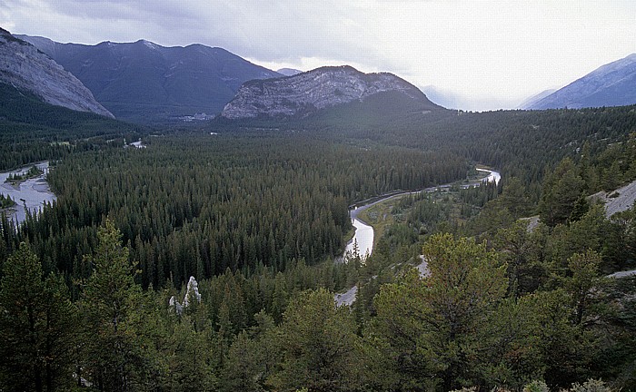 Bow Valley, Bow River Banff National Park