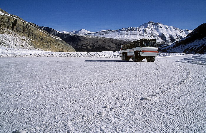 Jasper National Park Columbia Icefield: Athabasca Glacier