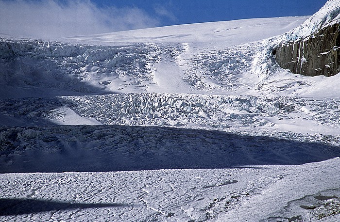 Columbia Icefield: Athabasca Glacier, Icefall Jasper National Park