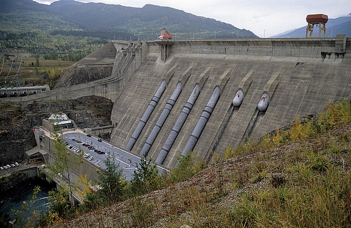 Revelstoke Dam