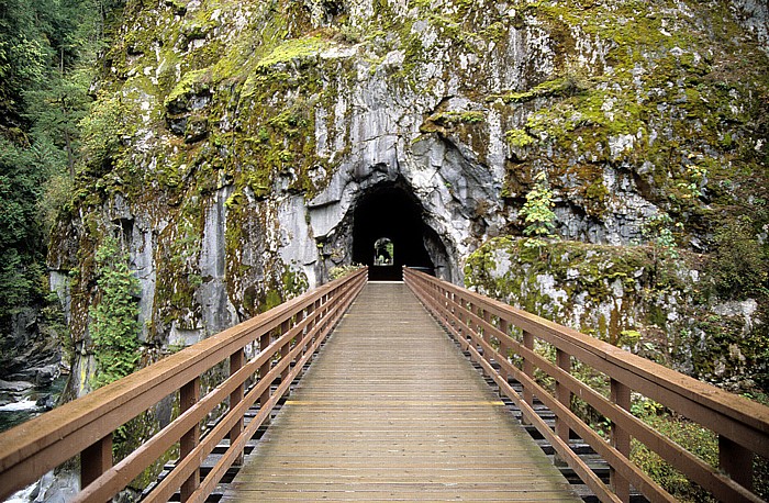 Coquihalla Canyon Provincial Park Othello Tunnels