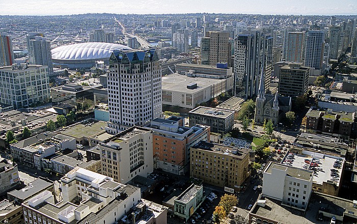 Vancouver Blick vom Lookout BC Place Stadium Cambie Street Bridge False Creek Holy Rosary Cathedral Main Vancouver Post Office