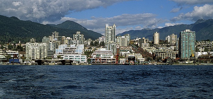 Burrard Inlet, North Vancouver Lonsdale Quay