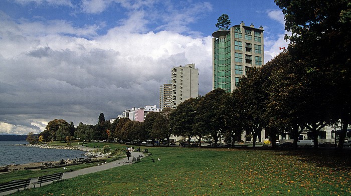 Eugenia Place mit 10 m hoher Eiche Vancouver