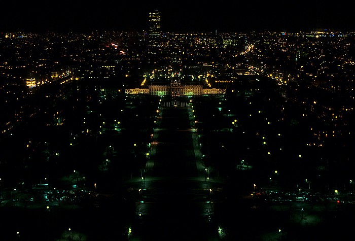 Blick vom Tour Eiffel (Eiffelturm) nach Südosten Paris