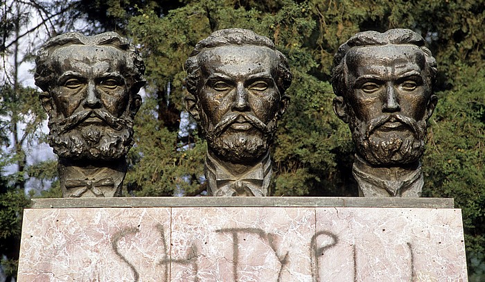 Tirana Großer Park (Parku i Madh): Gedenkstätte für die Gebrüder Frashëri