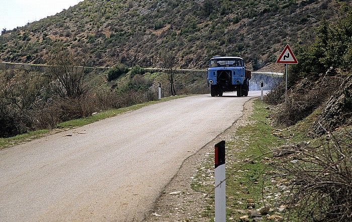 Straße Erseka - Përmet Albanien