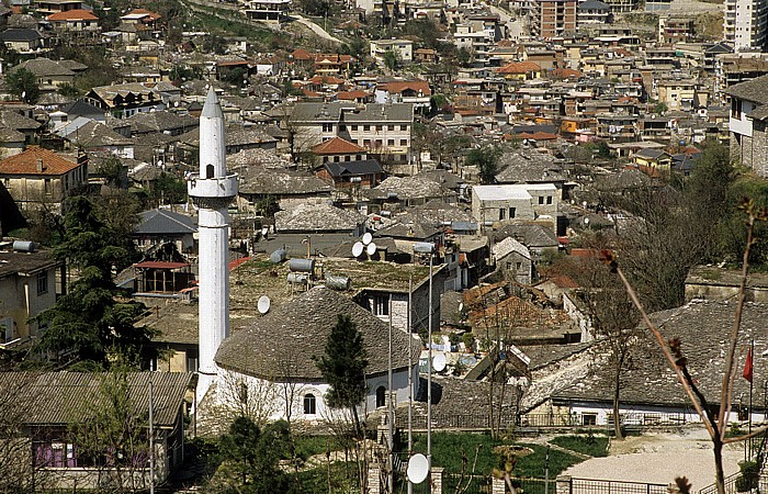 Blick von der Burg: Altstadt Gjirokastra