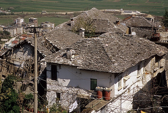 Gjirokastra Blick von der Burg: Altstadt