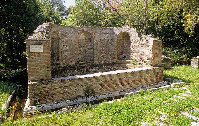 Butrint Nymphäum (Brunnen)