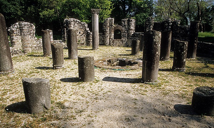 Baptisterium Butrint