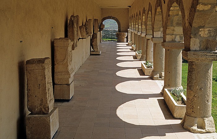 Kloster St. Marien (Shën Meri): Museum Apollonia