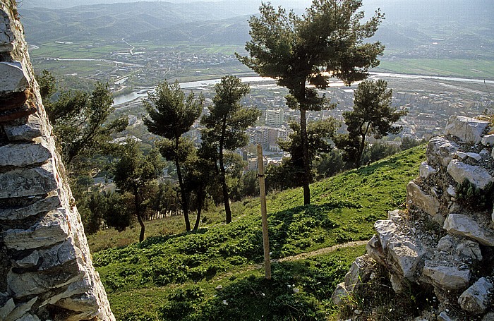 Blick von der Burg (Kalaja): Osum-Tal Berat