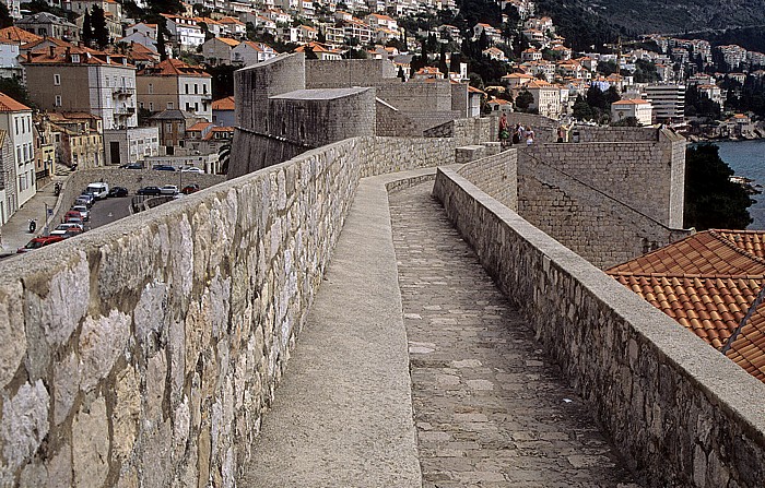 Dubrovnik Altstadt: Stadtmauer Eckbefestigung Asimon