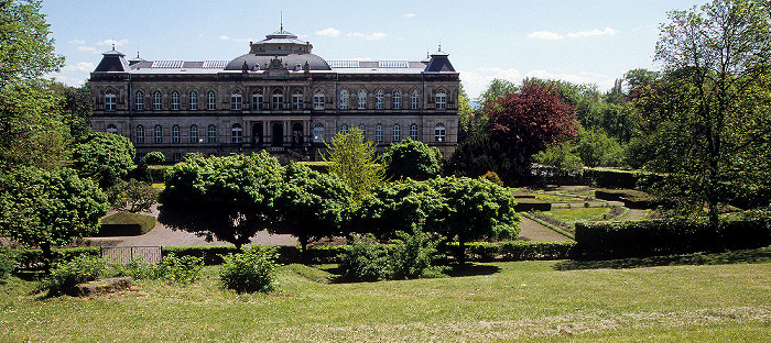 Rosengarten (mit Mahnmal für die Opfer des Faschismus), Museum der Natur Gotha