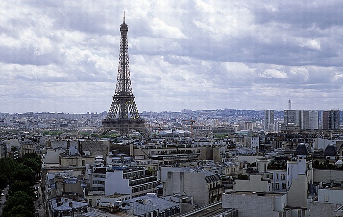 Blick vom Arc de Triomphe: Tour Eiffel (Eiffelturm) Paris