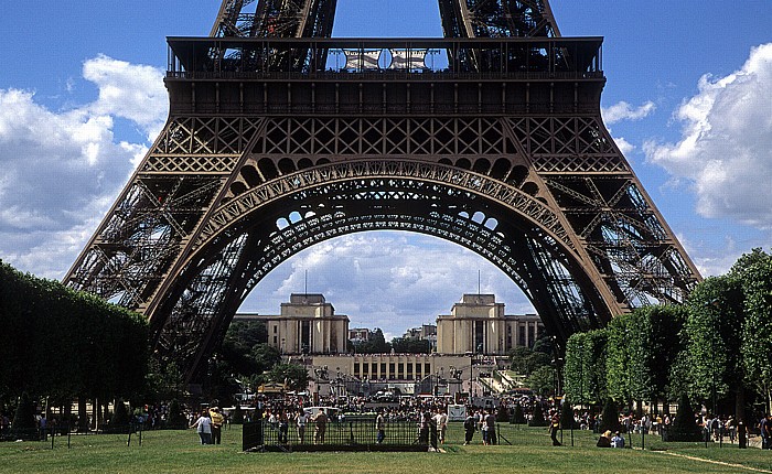 Champ-de-Mars (Marsfeld), Tour Eiffel (Eiffelturm), Palais de Chaillot Paris