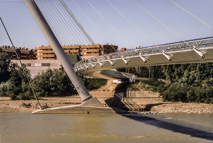 Pasarela del Voluntariado über den Ebro Saragossa