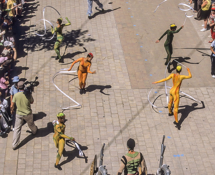 EXPO Zaragoza 2008: Das Erwachen der Schlange des Cirque du Soleil Saragossa